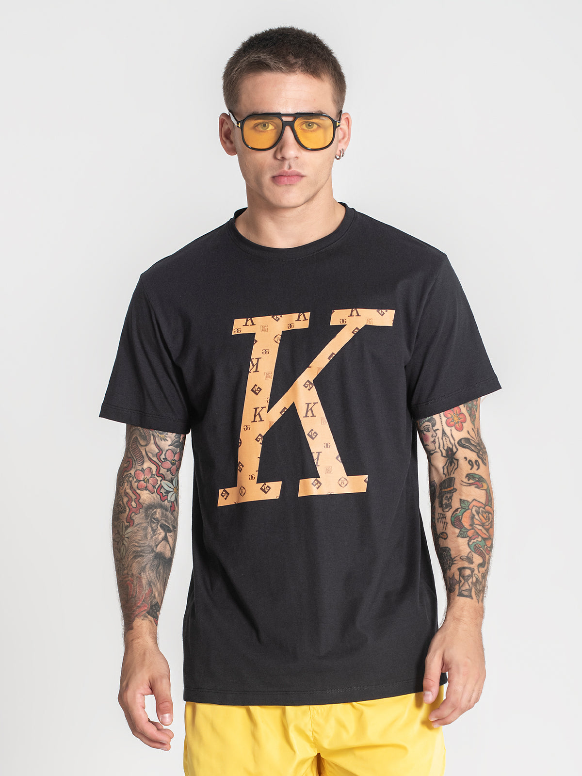 t-shirts / Black ChoKo Tee