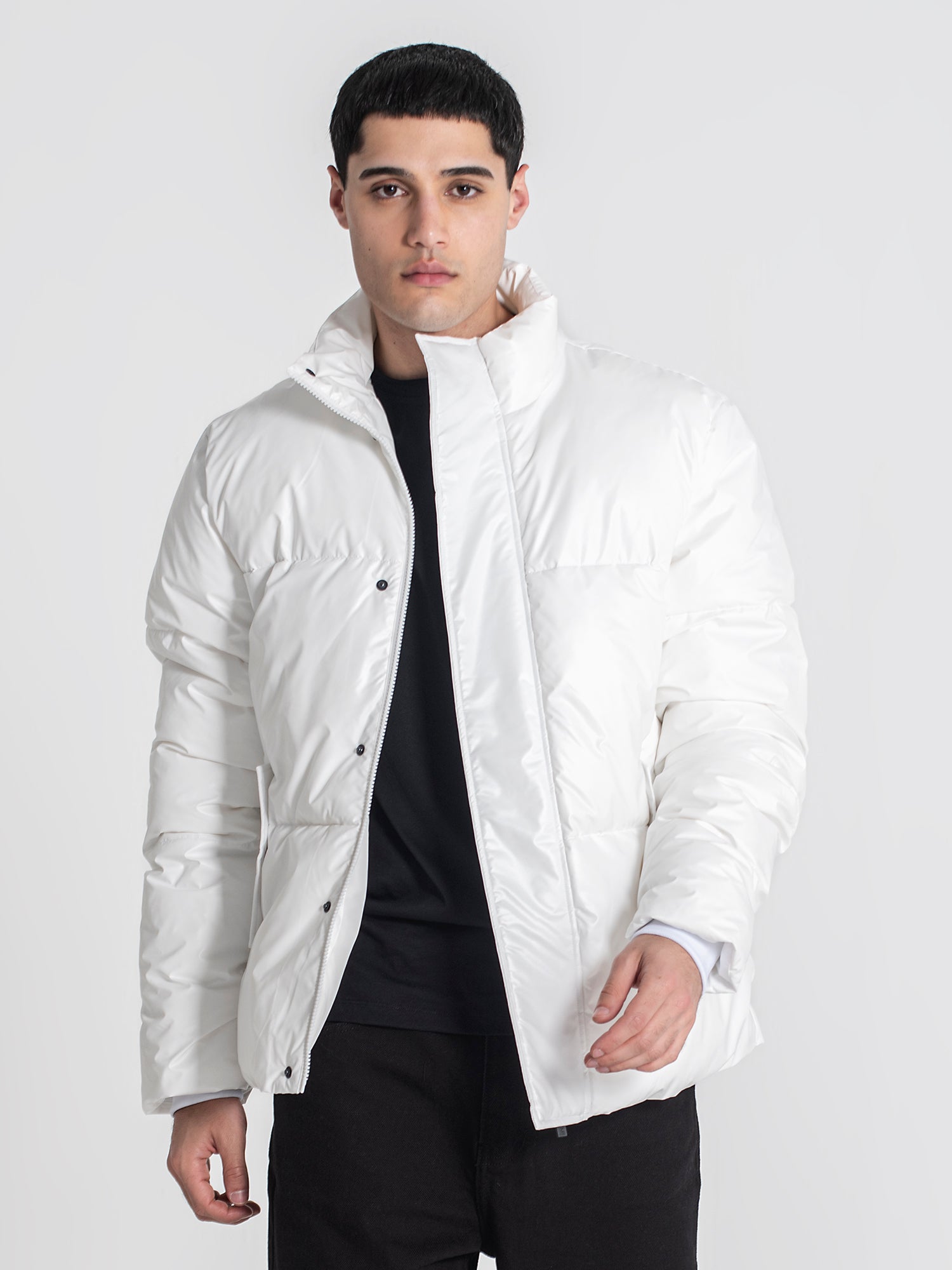 puffers / White Statement Puffer Jacket