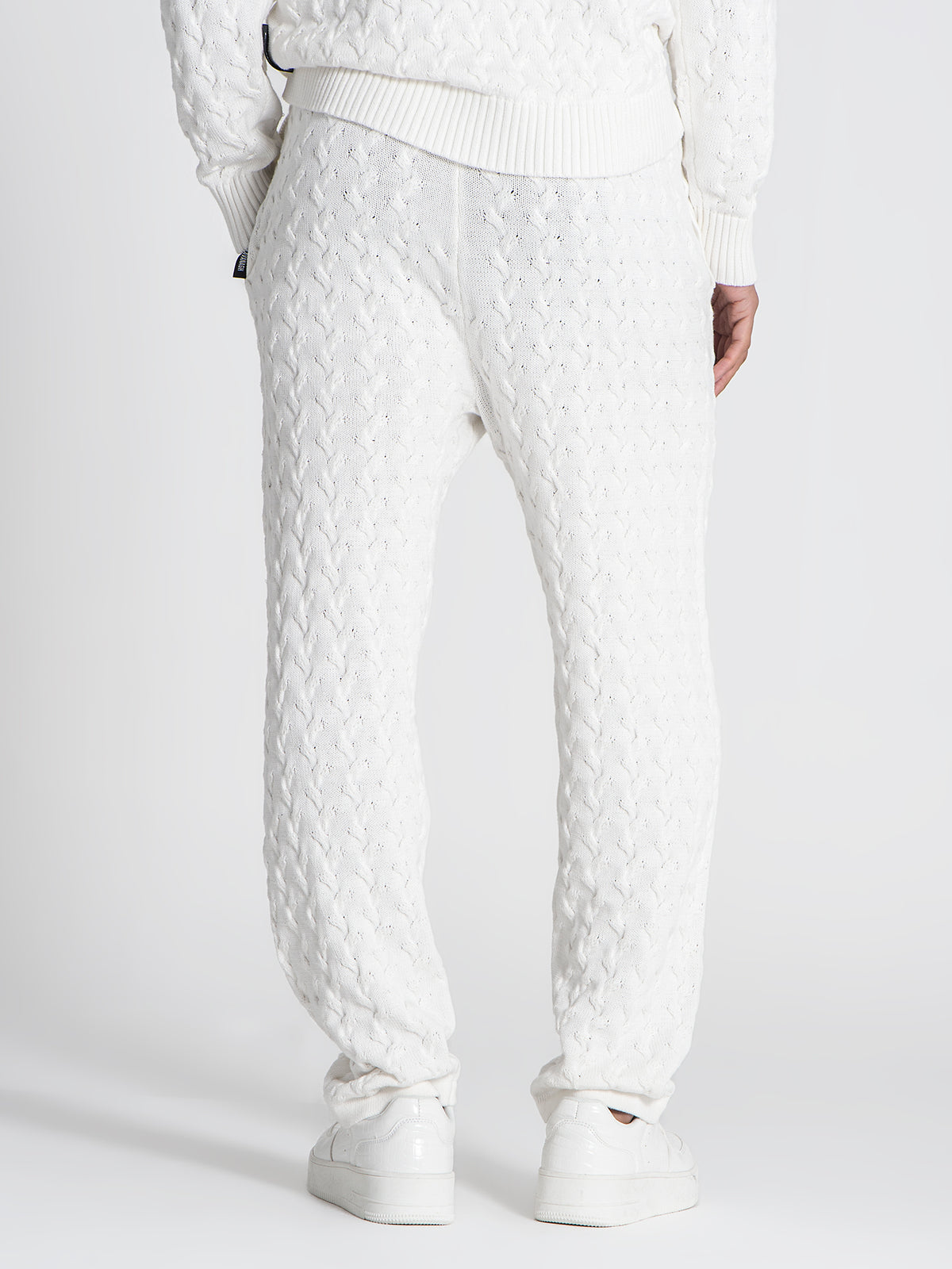 joggers / White Snug Knit Joggers