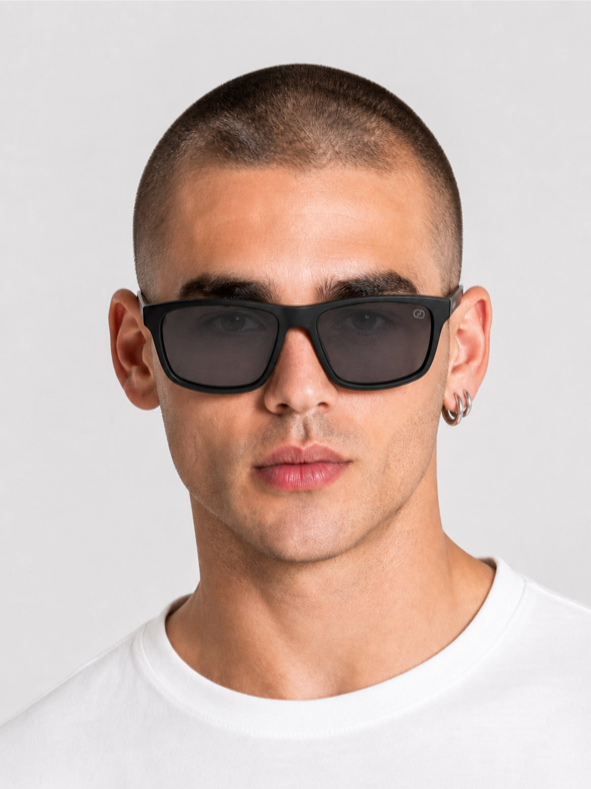 sunglasses / Black Helvar Sunglasses