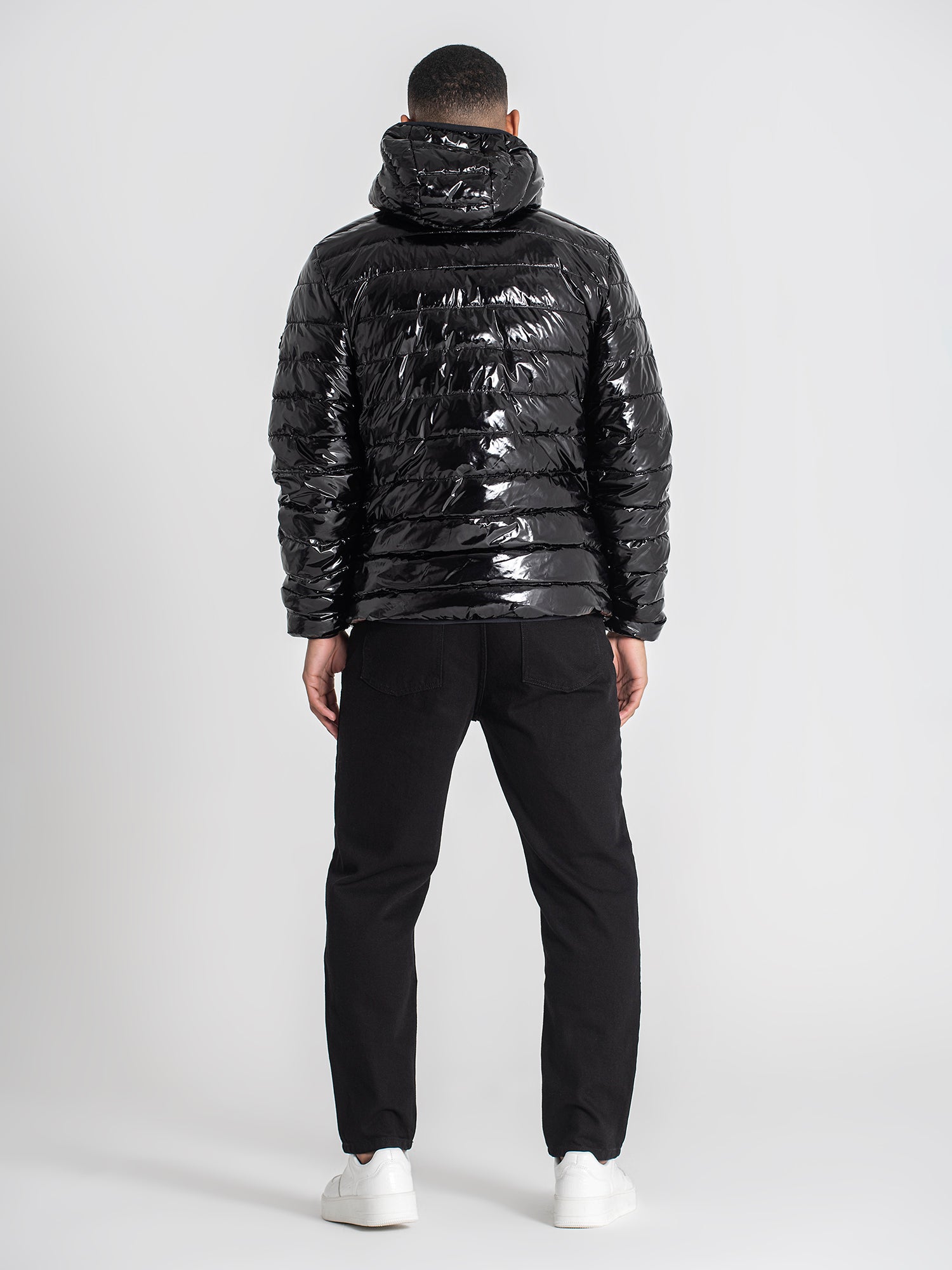 jackets / Black Loop Hoodie Jacket