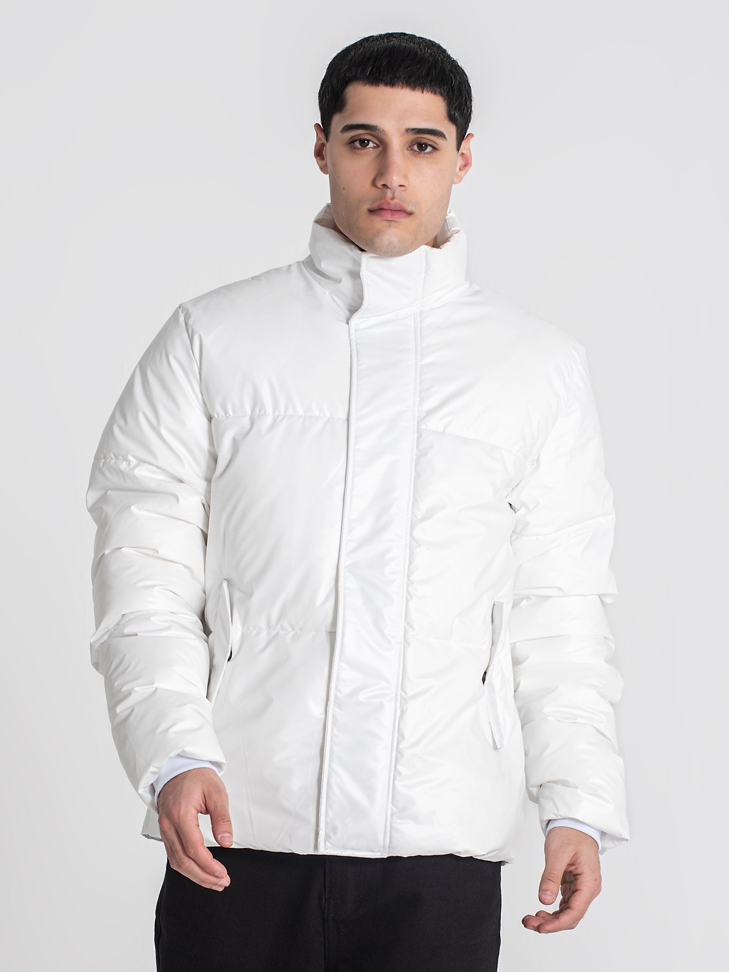 puffers / White Statement Puffer Jacket