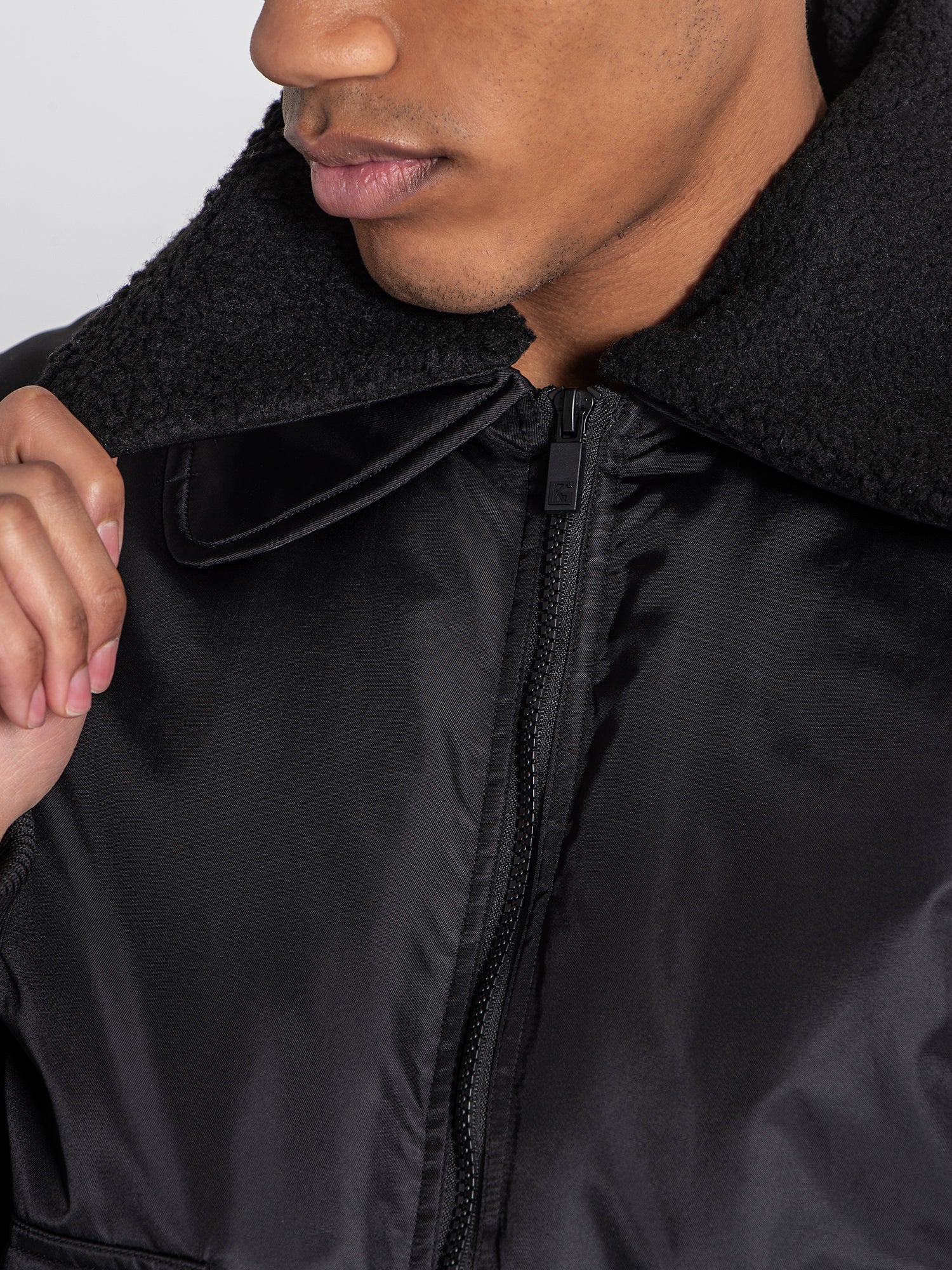 jackets / Black Aviator Jacket