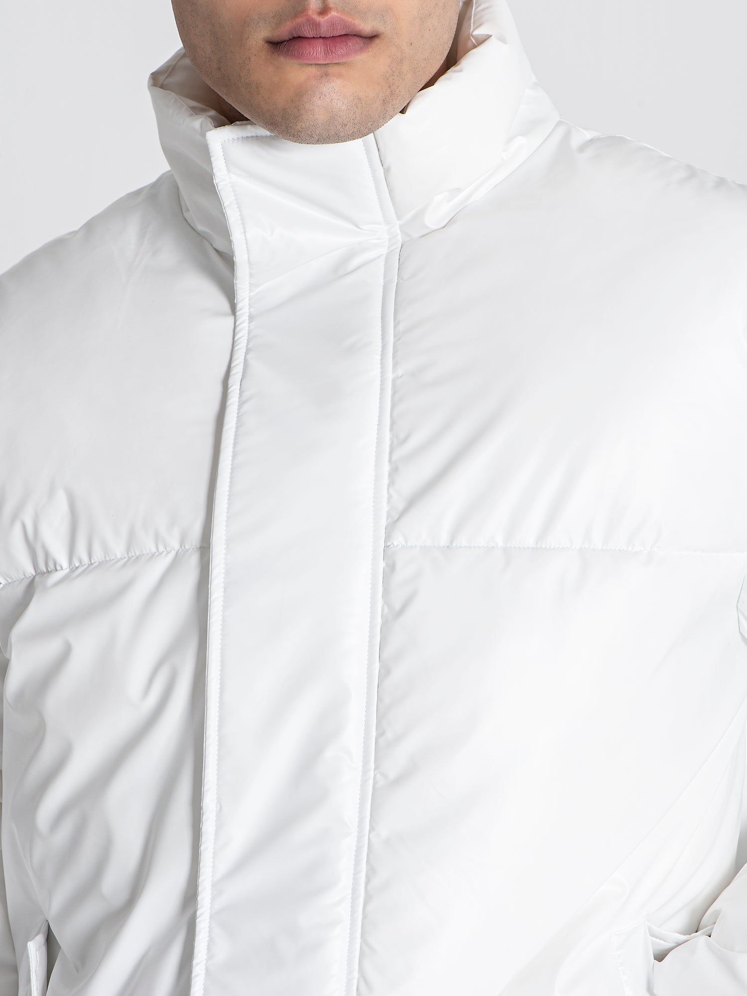puffers / White Statement Puffer Jacket