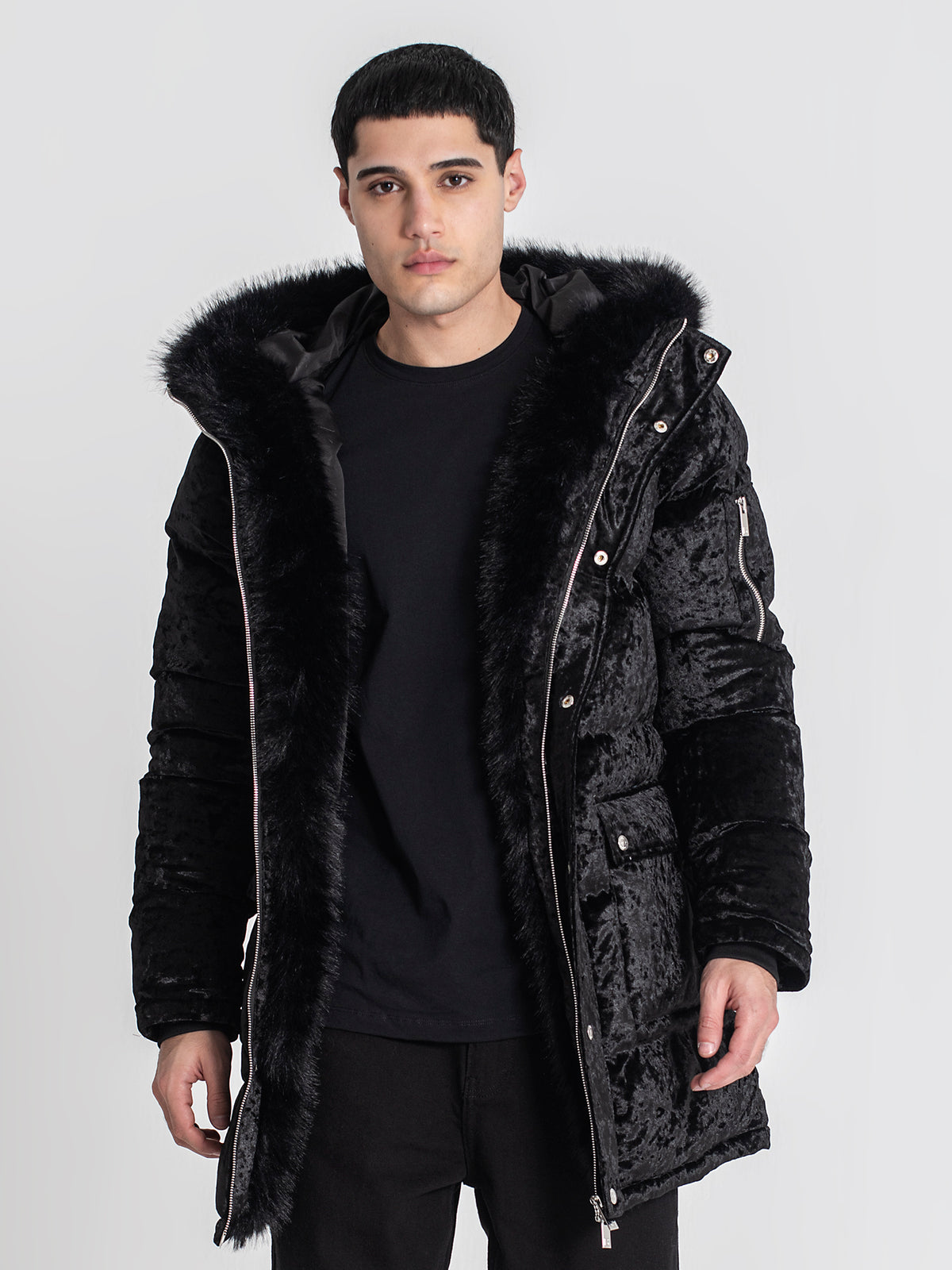 overcoats / Black Core Velvet Coat