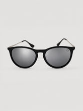 sunglasses / Grey Zorien Sunglasses
