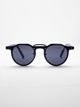 sunglasses / Black Azora Sunglasses
