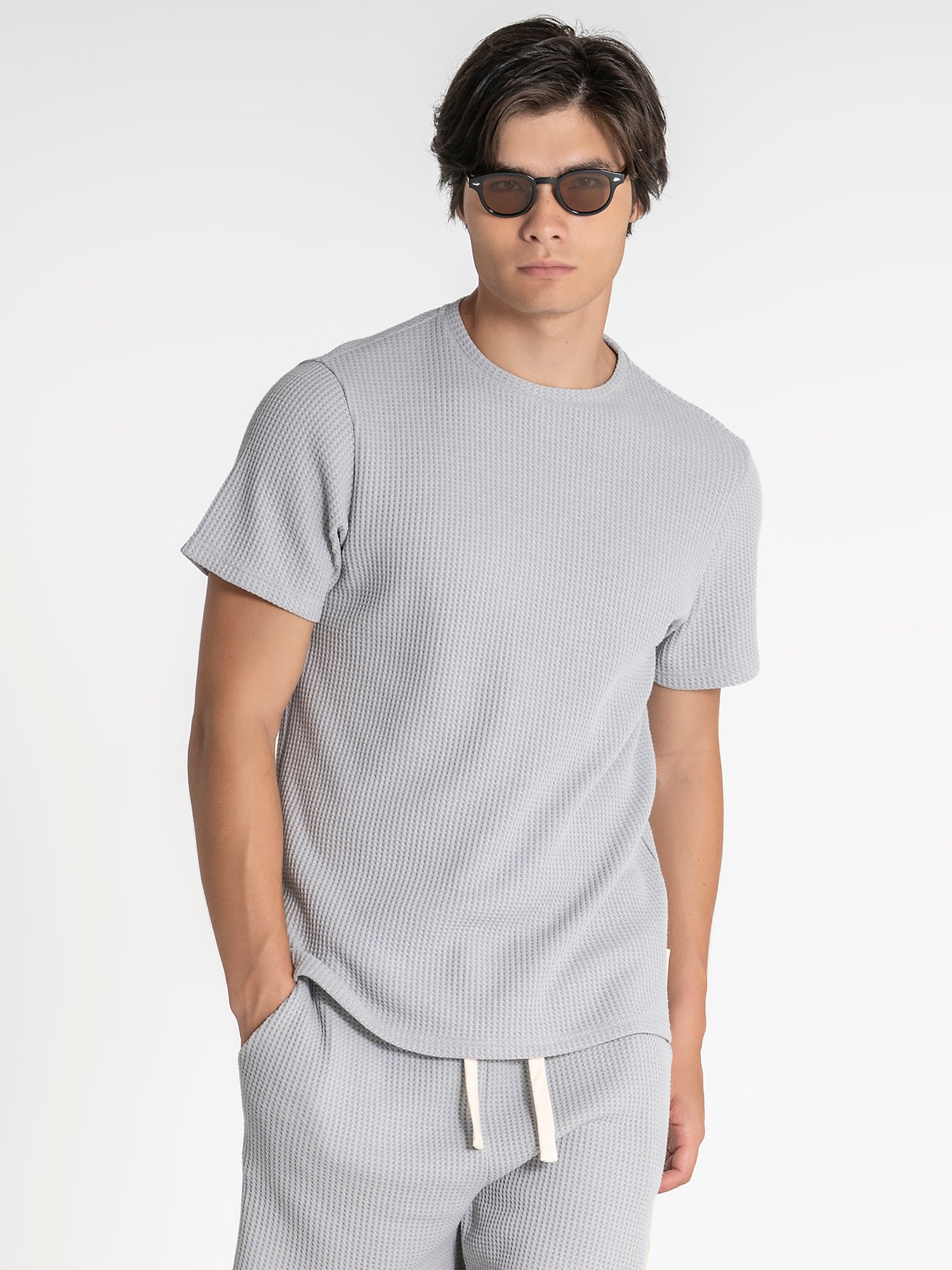 t-shirts / Grey Sense Tee