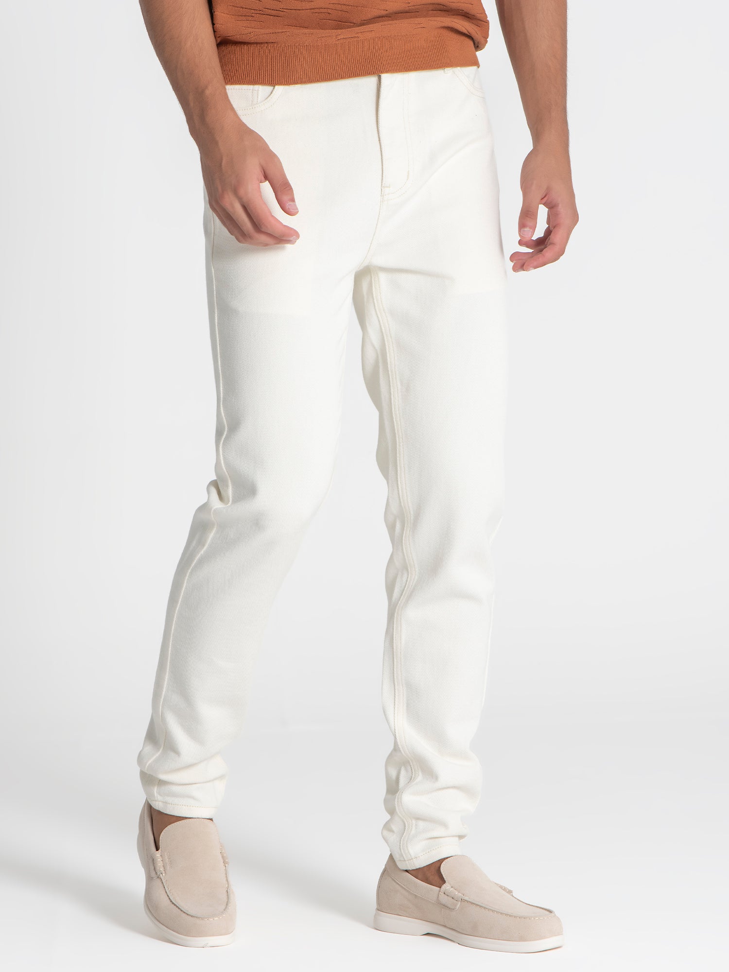 White Essential Jeans