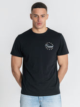 t-shirts / Black Look at me now Tee