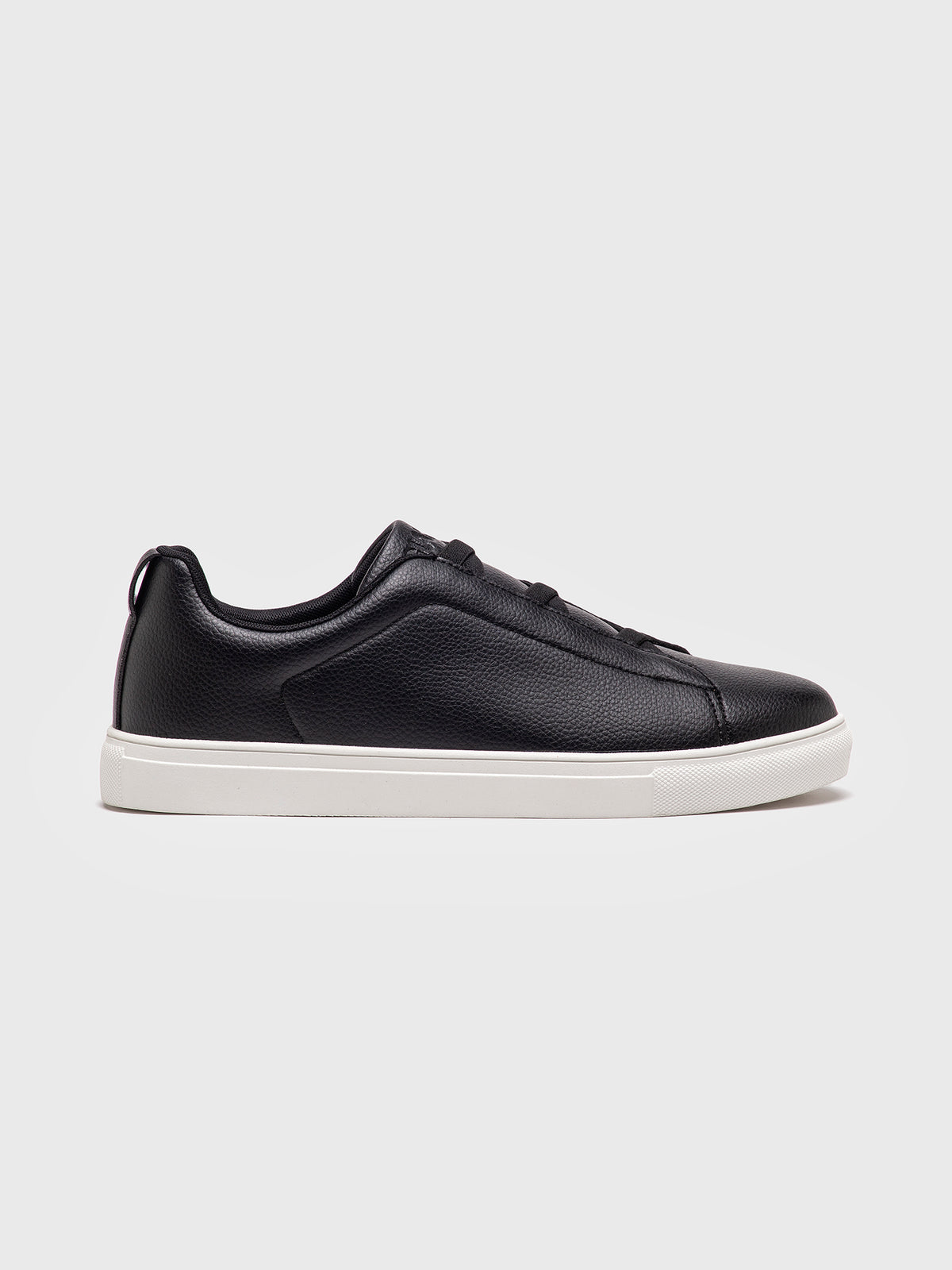 sneakers / Black Smart Sneakers