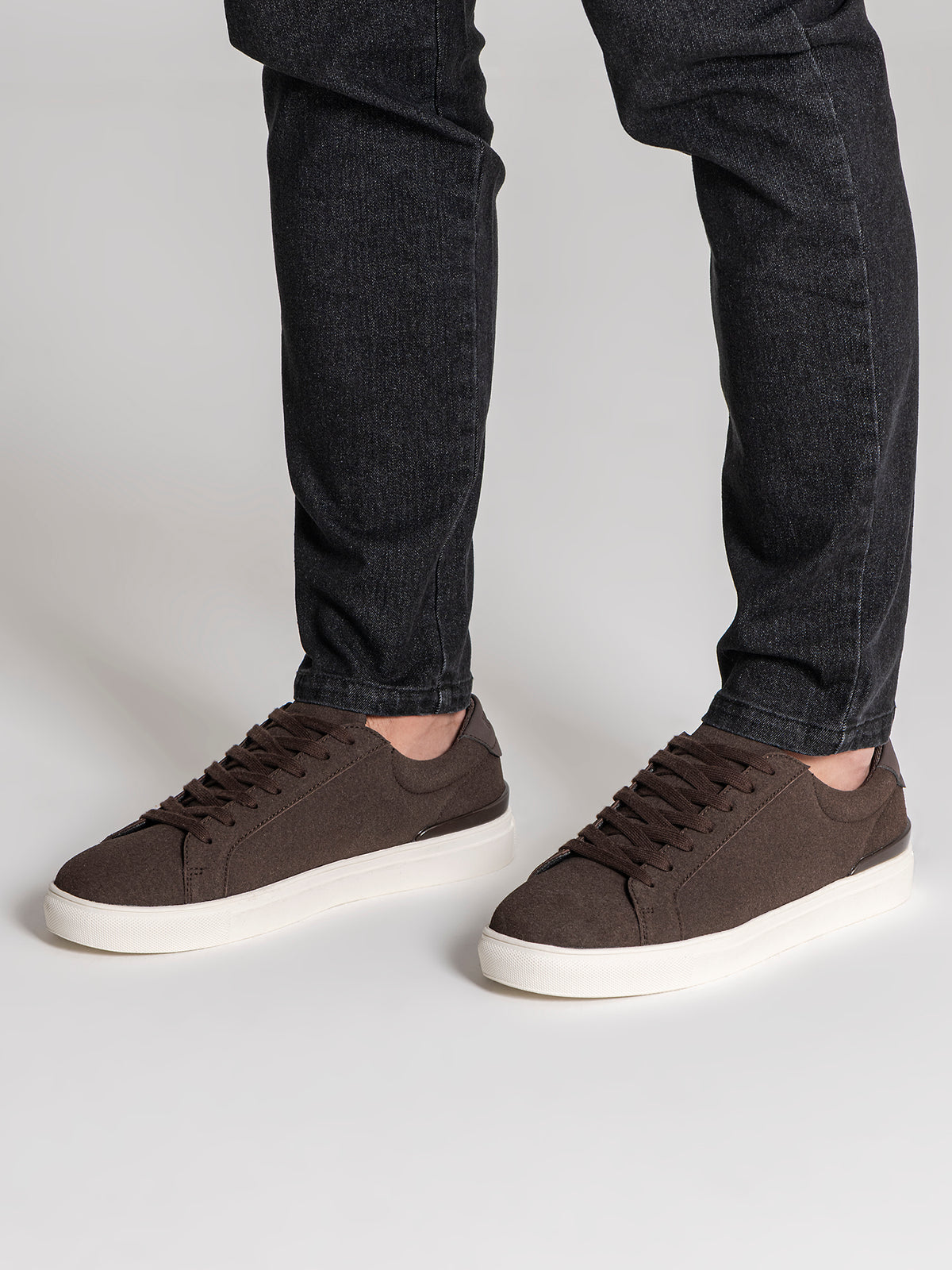 sneakers / Brown GK Smart Sneakers
