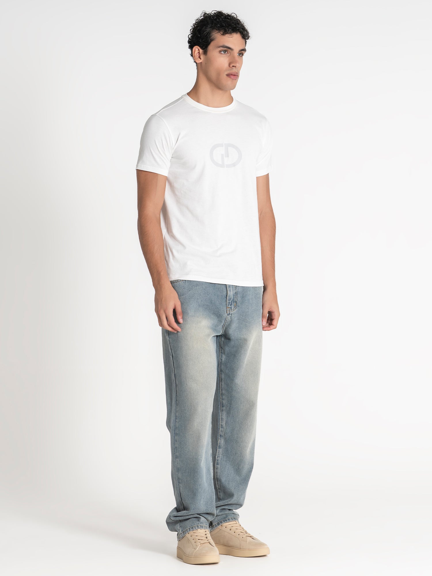 t-shirts / White Essence Tee