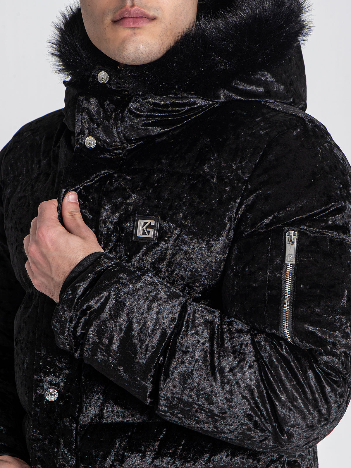 overcoats / Black Core Velvet Coat