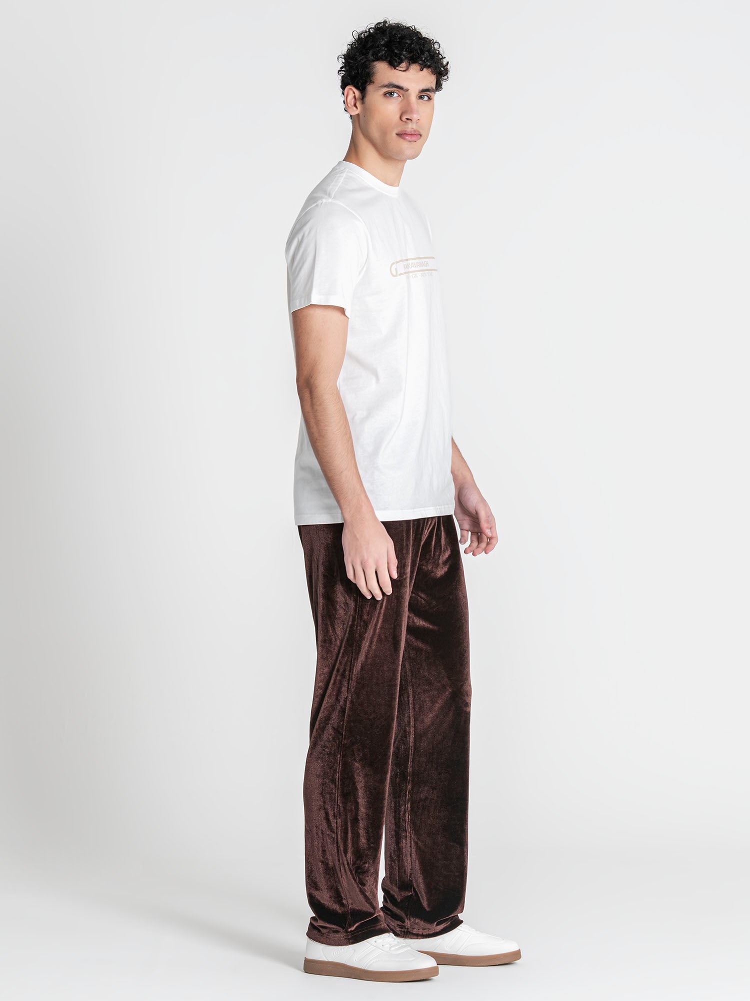 t-shirts / White 5th Avenue Tee