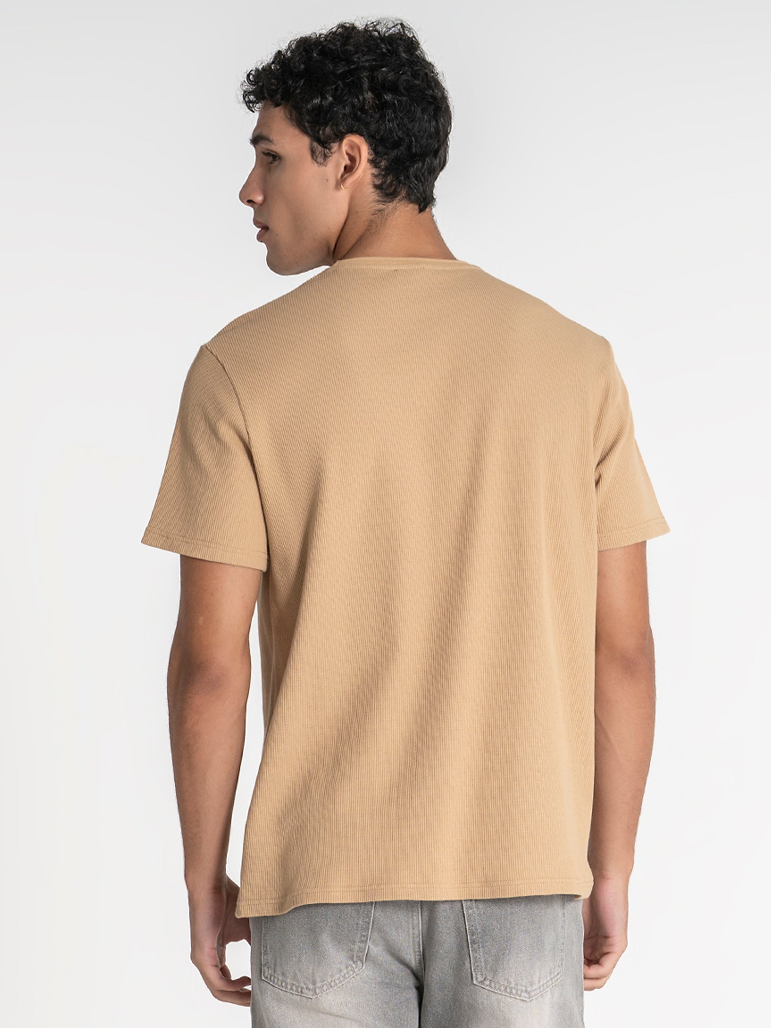 t-shirts / Sand Sense Tee