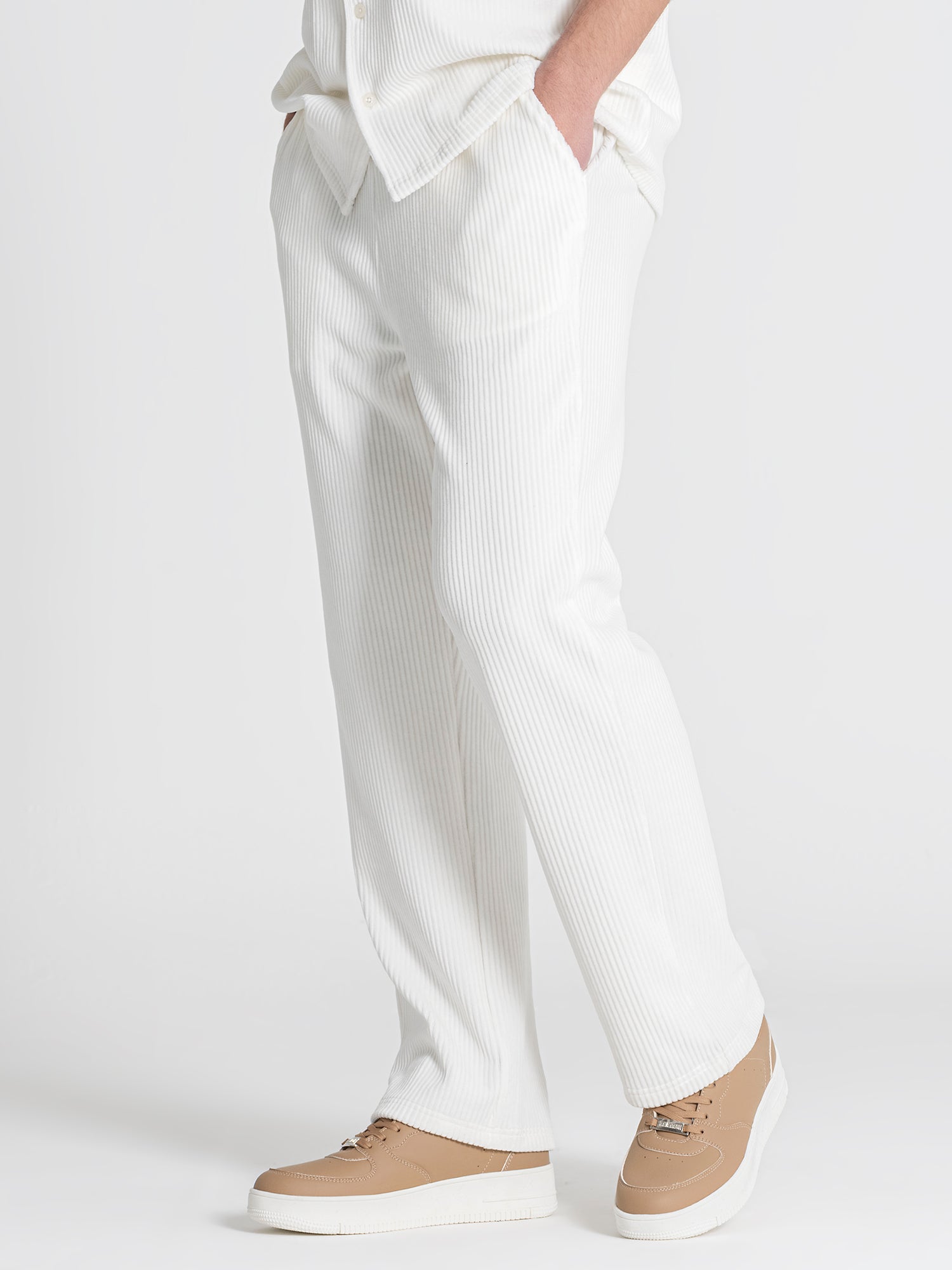 pants / White Surface Pants
